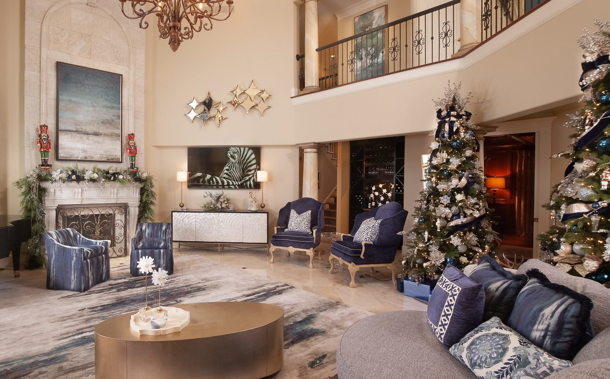 How to Decorate Around the Christmas Tree